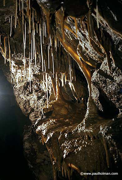 Stalagmite cutains